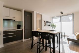 Discover Providencia from Our Stylish 2BR - Santiago - 9