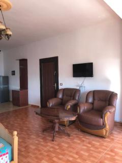 Beachfront & Park View Apartment - Shëngjin - 5