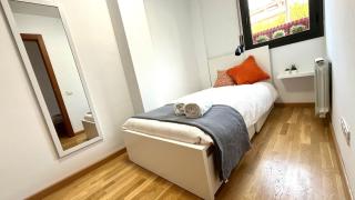 Apartamento independiente con jardín - 2