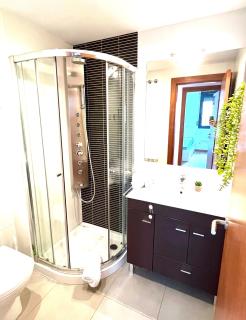 Apartamento independiente con jardín - 1