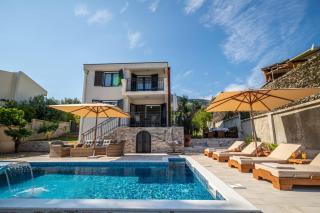 Guest House Luksic - Bar - 0