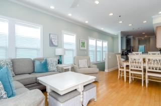 Big Blue by Bryant Real Estate - Carolina Beach - 3
