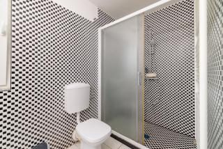 House Luigi BLUE AND GREEN IN ONE PLACE - 1