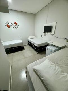 Atenas Hotel - - 9