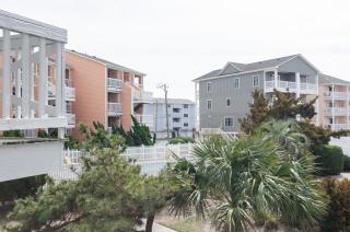 D24 Sea Oats by Bryant Real Estate - Carolina Beach - 6