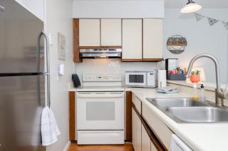 D24 Sea Oats by Bryant Real Estate - Carolina Beach - 3