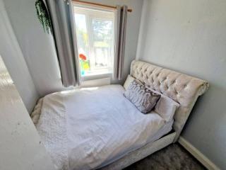Room in Guest room - Peaceful Guest Room in Gravesend with Shared Facilities - Gravesend - 8