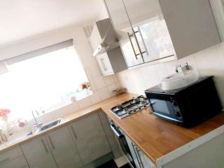 Room in Guest room - Peaceful Guest Room in Gravesend with Shared Facilities - Gravesend - 5