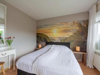 Idyllic Coastal Base w Garden - Callantsoog - 9