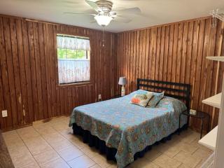 Kellys Bunkhouse - - 3