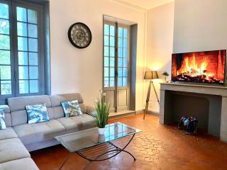 Le PALACE, Auberge - 0