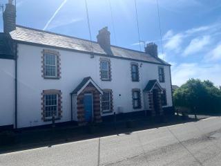 The Old Post Office - With Pub across the Road and Walking Distance to Padstow - St. Issey - 9