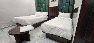 Hotel Shagun Inn - Bodakdev - 9