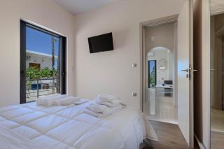 Liθos Monemvasia - Yéfira - 2