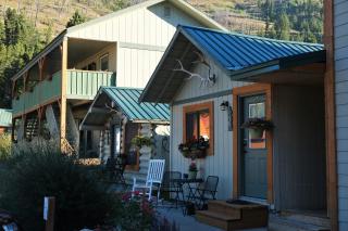 Elk Horn Lodge - 2
