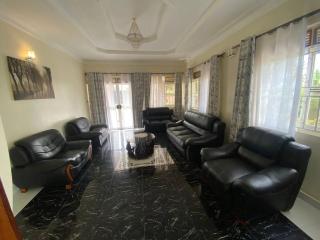 Zaabu Homestay Fortportal - Fort Portal - 9