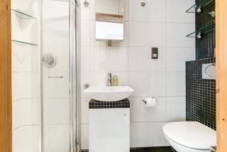 Urban London Base, 6mins walk to Marble Arch Station, 8mins walk to Hyde Park - 3
