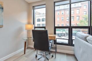 Luxury 2BR North End Retreat - Boston - 3