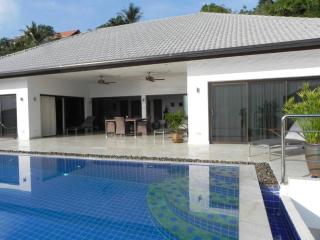 Secluded Villa with Private Pool and Breathtaking Sea Views - Ban Thong Phlu - 9