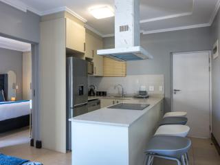 Marina Bay 802, Umhlanga Ridge by Euphoric Leisure - Durban - 6