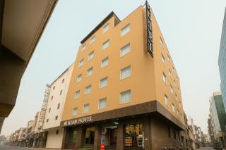 Hotel Kian by JMD Group - New Delhi - 9