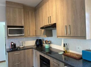 Regal Retreat - Sandton - 2