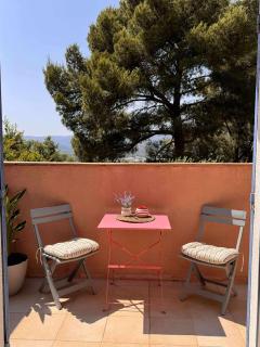 Holidays font mourrier - Cogolin - 3
