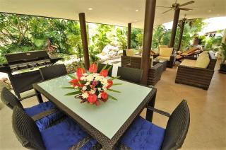 Luxurious Thai-Style Villa with a Swimming Pool Just 20 Meters from Beach Access - 5