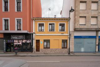 Little Yellow House - Gijón - 9