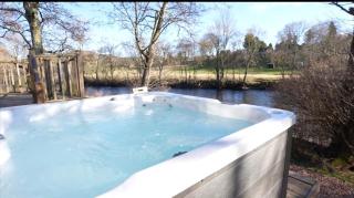 Luxurious Riverside Lodge - 'The Ardle' - Crieff - 9