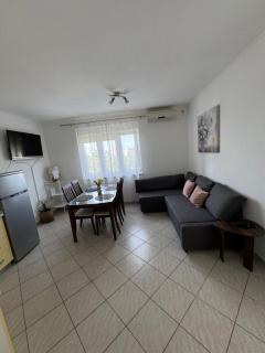Cozy Apartment Tony - Dugi Rat (Punta Lunga) - 2