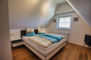 Ferienwohnung Schatzkiste - Dranske - 1