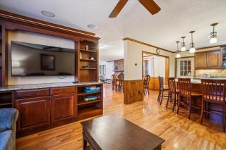 Mountain View Chalet - 2