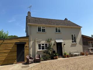 The White House - Bramley - 9