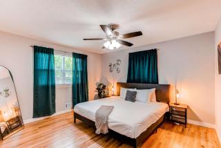Lovely family home in Northglenn with fenced yard and bonus room - 5