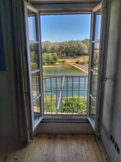 Riverside Apartment - 5