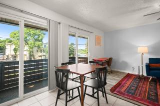 King Bed~Lounge | Near UT - Free Parking - Austin - 5