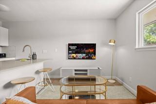 Cozy¢ral~kingsuite - Free Parking - Austin - 8