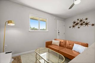 Cozy¢ral~kingsuite - Free Parking - Austin - 5