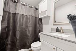 Cozy¢ral~kingsuite - Free Parking - Austin - 3