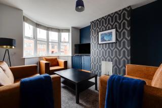 BOOK Bentley Terrace by YourStays! - Church Coppenhall - 6