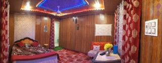 The Dreamer Destination' Houseboat - Srinagar - 1