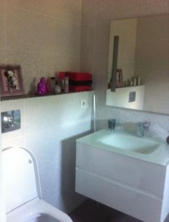 Charmant T2 en bas de villa avec jardin - 1