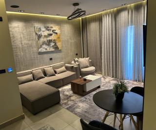 Luxurious Studio overlooking a lake in Privado Madinaty - New cairo - 2