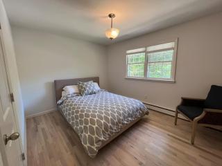 Lovely, spacious Hamptons house on quiet street - 6