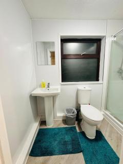 Ashsons Cosy Studio Apartment - Milton Keynes - 3