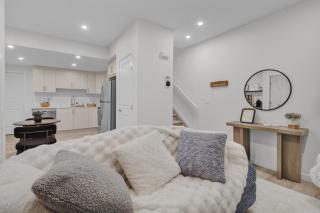 1 BR Suite Stylish Coffee Station Stocked - Edmonton - 1