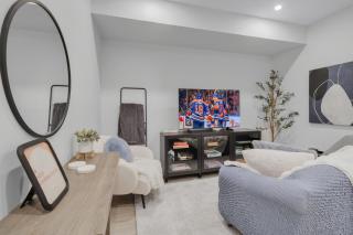 1 BR Suite Stylish Coffee Station Stocked - Edmonton - 0