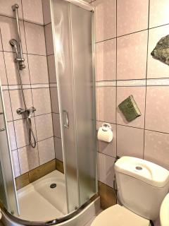 Grota zbójnicka apartament i pokoje - 1