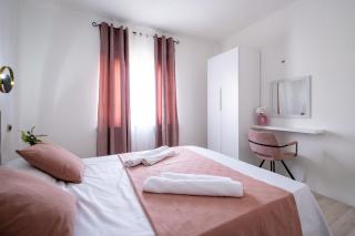 Villa Belvue - Big Pool & Private Parking - 500m Sea - Medulin - 2